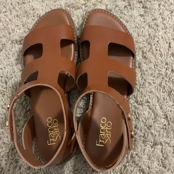 Franco Sarto gladiator style sandals. - Picture 2 of 3